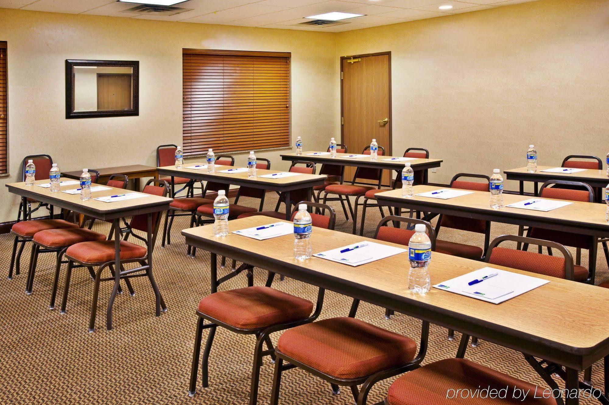 Holiday Inn Express & Suites Jacksonville By Ihg South Jacksonville Buitenkant foto