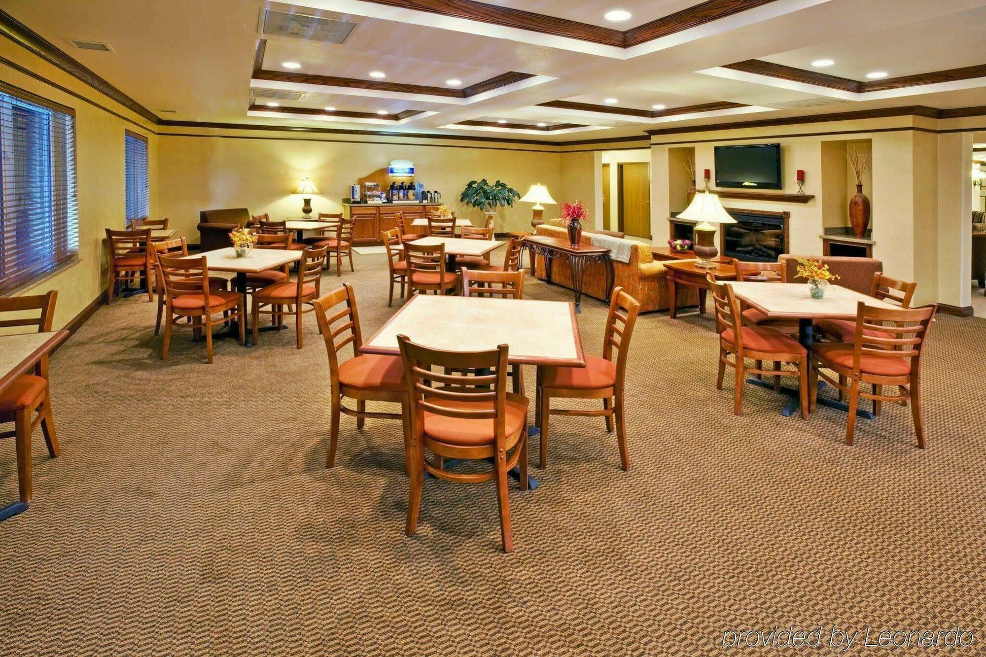 Holiday Inn Express & Suites Jacksonville By Ihg South Jacksonville Buitenkant foto