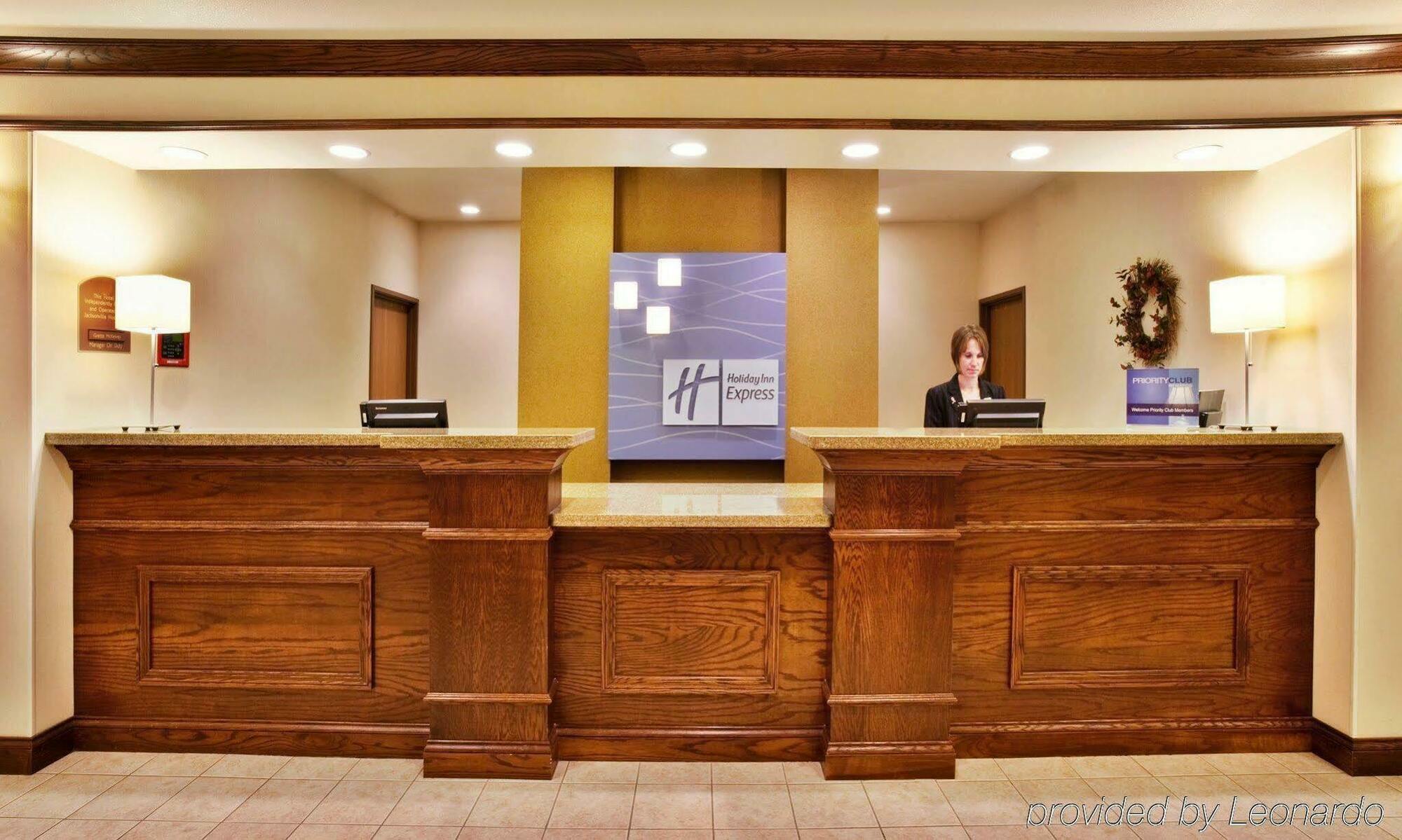 Holiday Inn Express & Suites Jacksonville By Ihg South Jacksonville Buitenkant foto